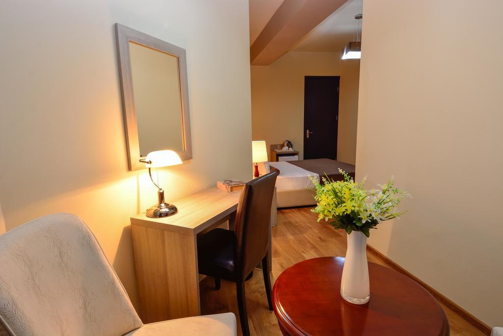 טביליסי Hotel Diamond חדר תמונה