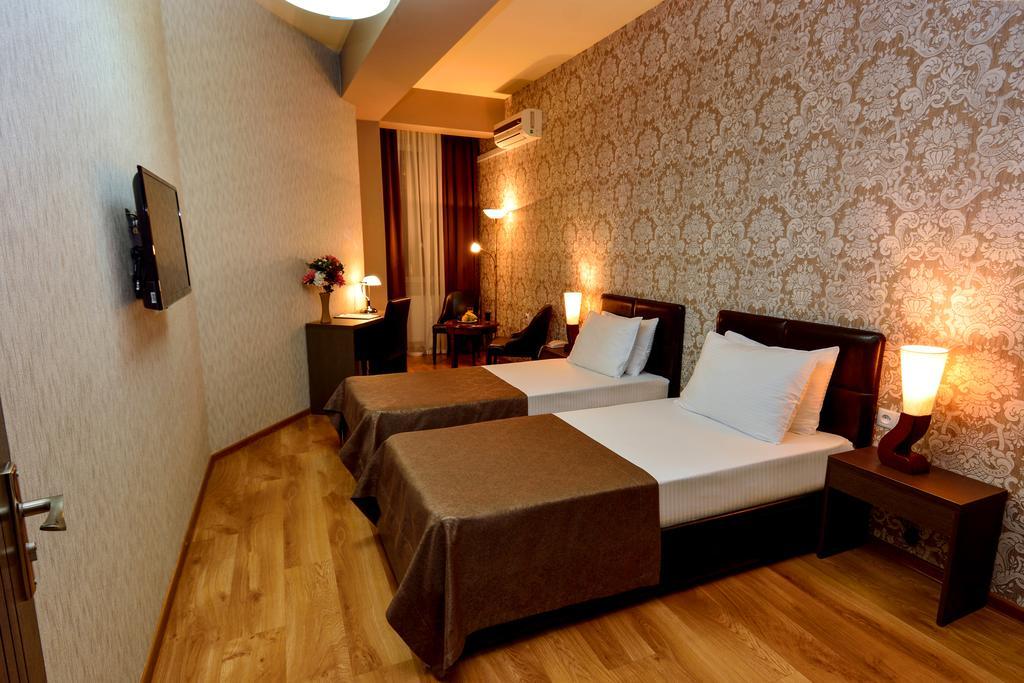 טביליסי Hotel Diamond חדר תמונה