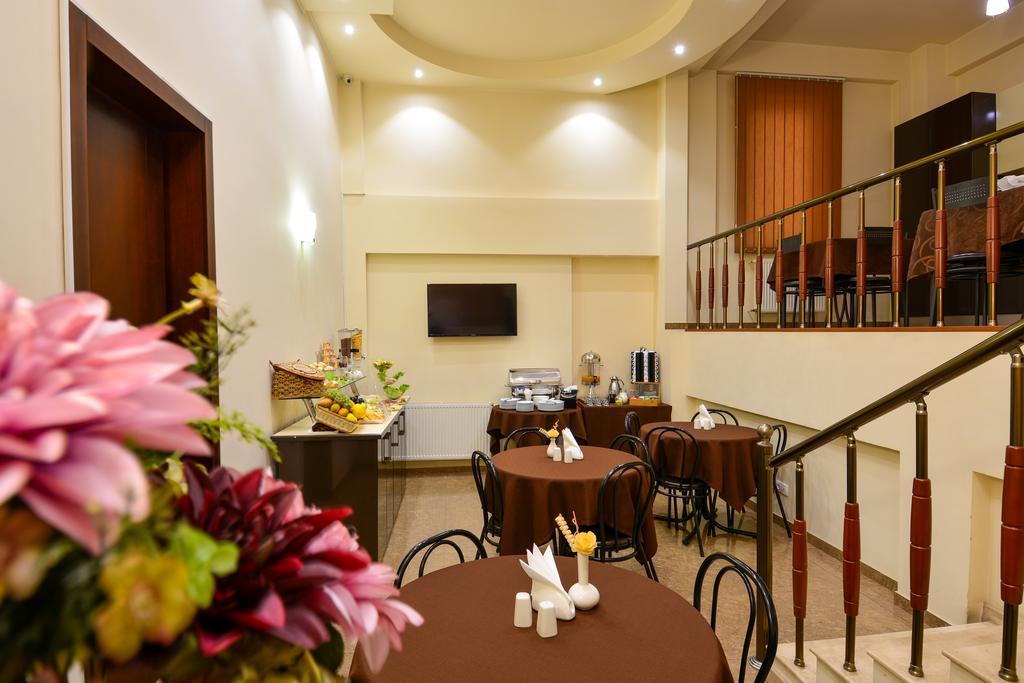 טביליסי Hotel Diamond מראה חיצוני תמונה