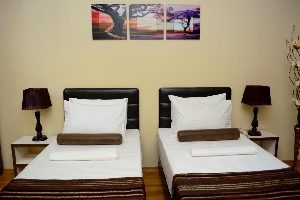טביליסי Hotel Diamond מראה חיצוני תמונה